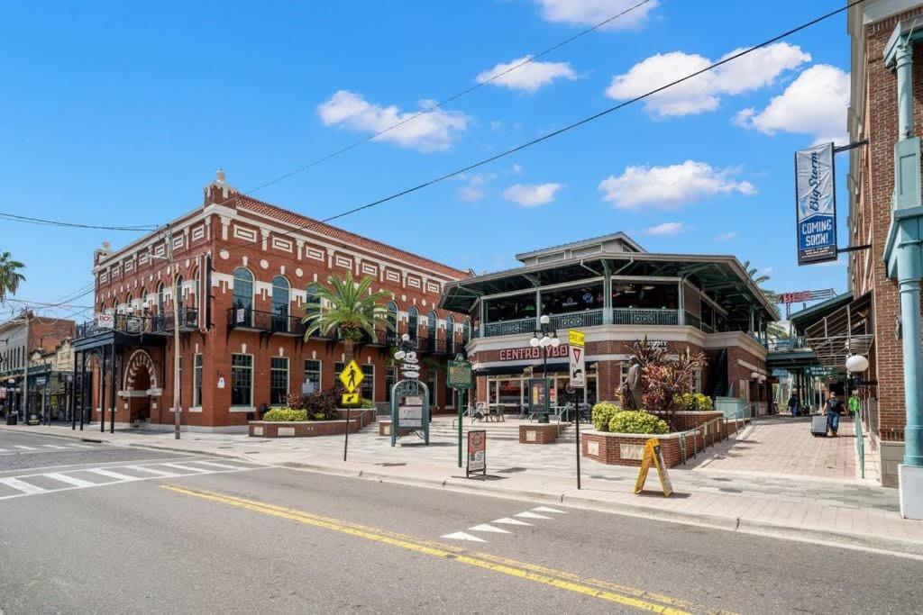 טאמפה Casa Romeo - Luxury Ybor Apt, Steps To 7Th Ave מראה חיצוני תמונה